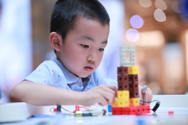 优贝乐国际儿童教育中心引领早教加盟市场新风向